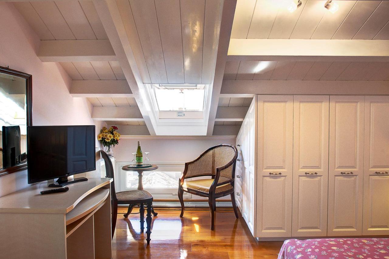 Stella'S Attic In Spianada - Old Town Apartment Corfu  Exterior foto